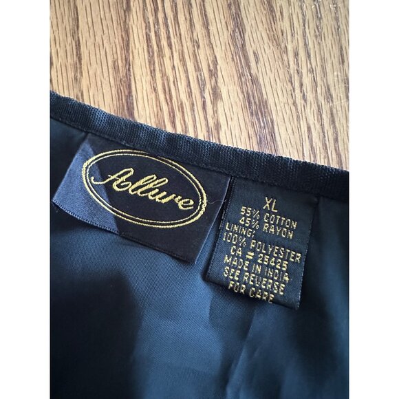 Vintage Allure Red Paisley Embroidered Button Up Jacket XL Wearable Art Shacket - Picture 10 of 11